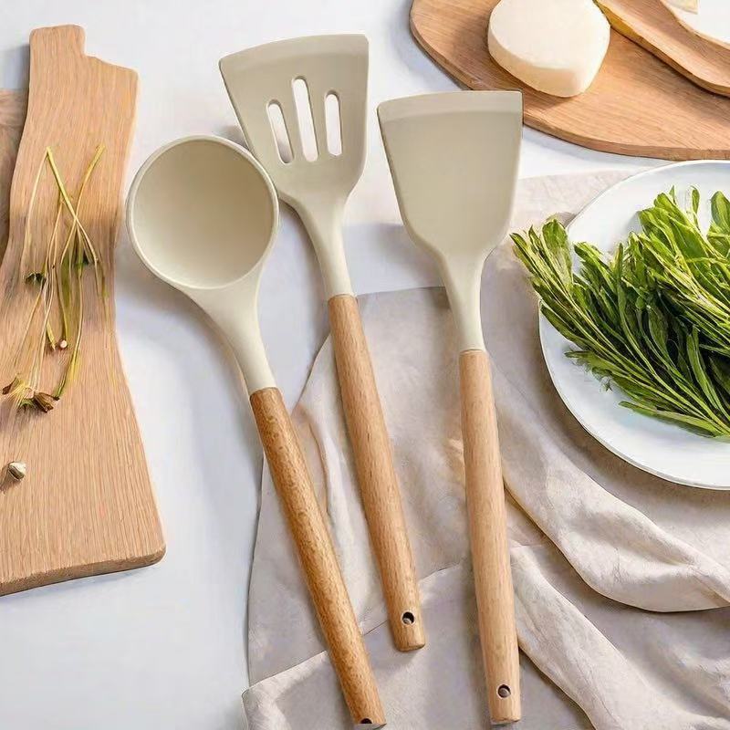 Wooden Handle Silicone Kitchen Utensils Set