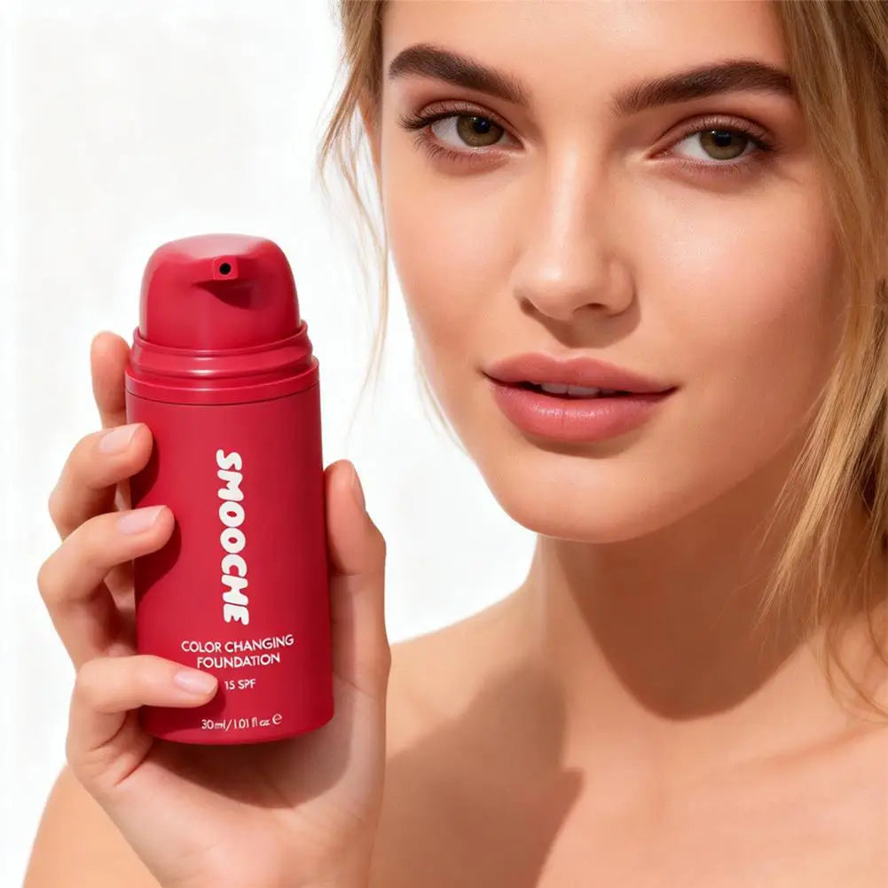 Smooche Colour-Changing Liquid Foundation | Glycerin & Vitamin E | 30ml