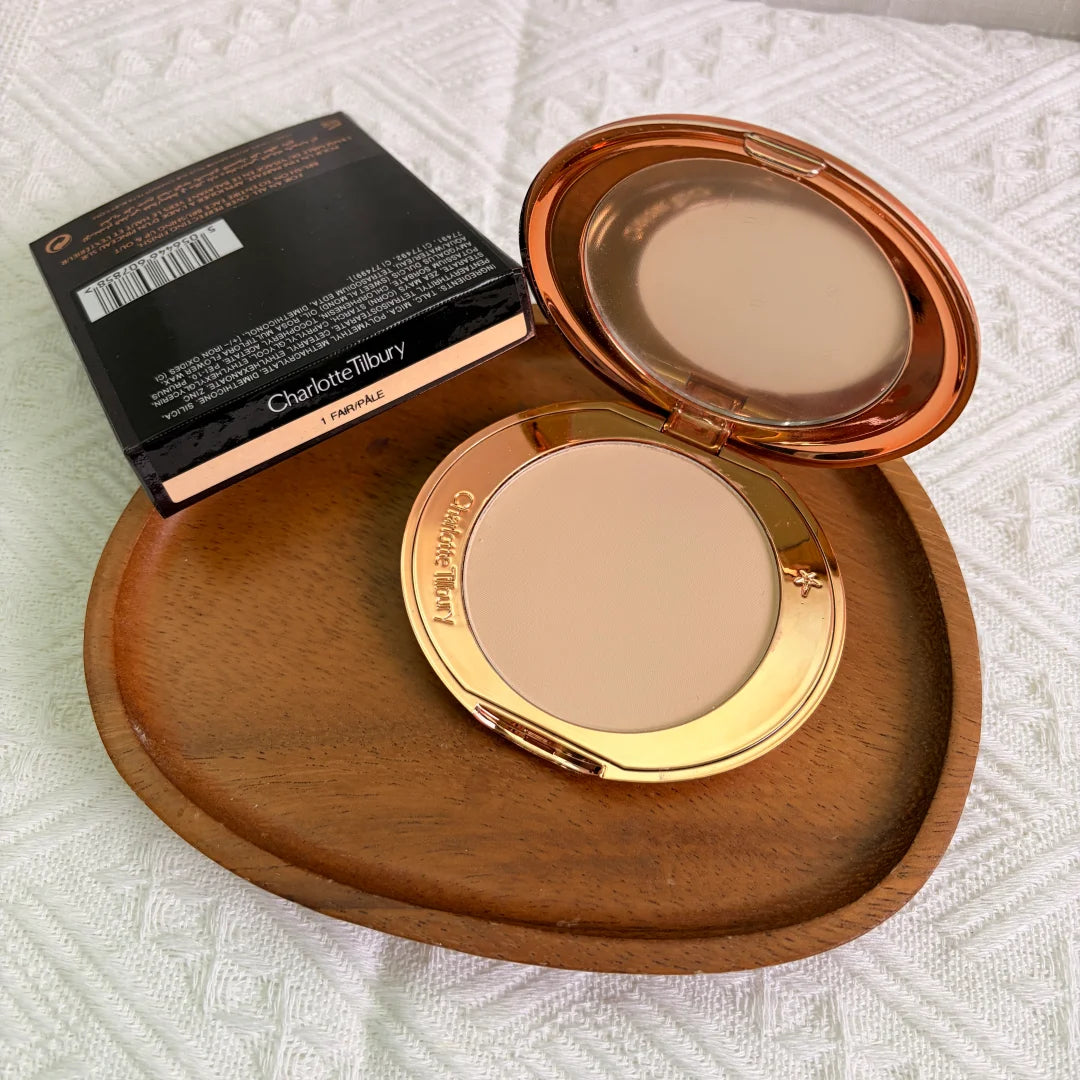 Collagen Lip Gloss & Eyeshadow Palette Set | Long-Lasting Matte & Hydrating Makeup