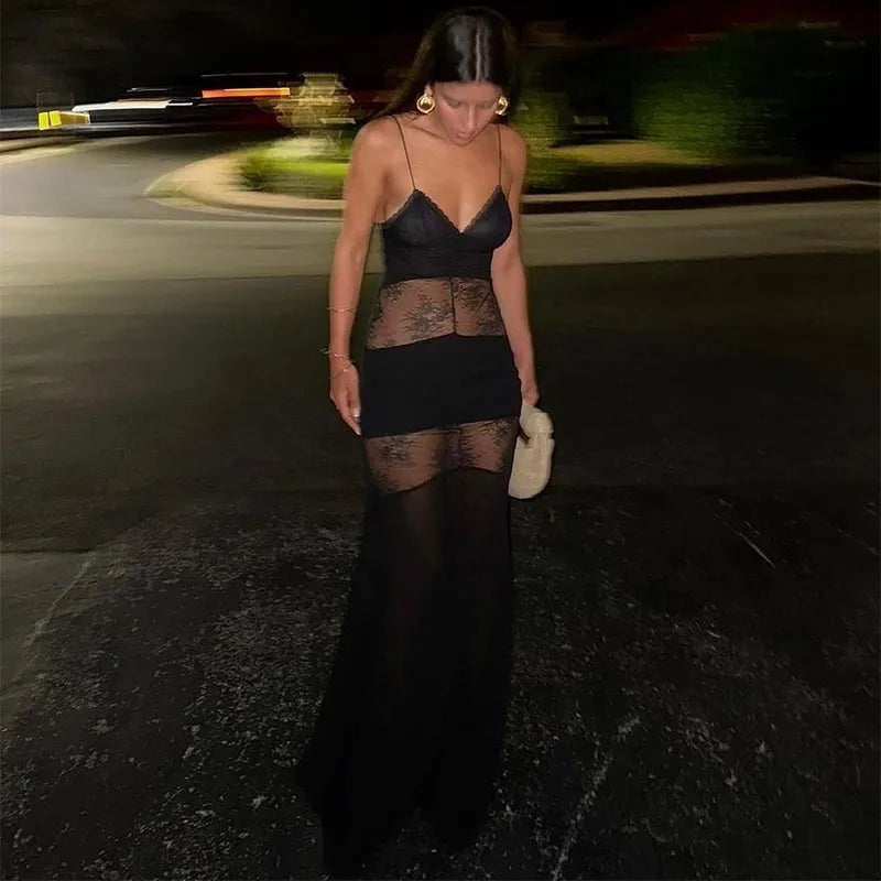 Elegant Lace Halter Maxi Dress – Backless Mermaid Evening Gown