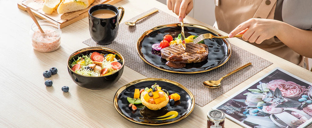 LOVECASA Black Porcelain Dinnerware Set with Gold Trim – 16 & 32 Piece