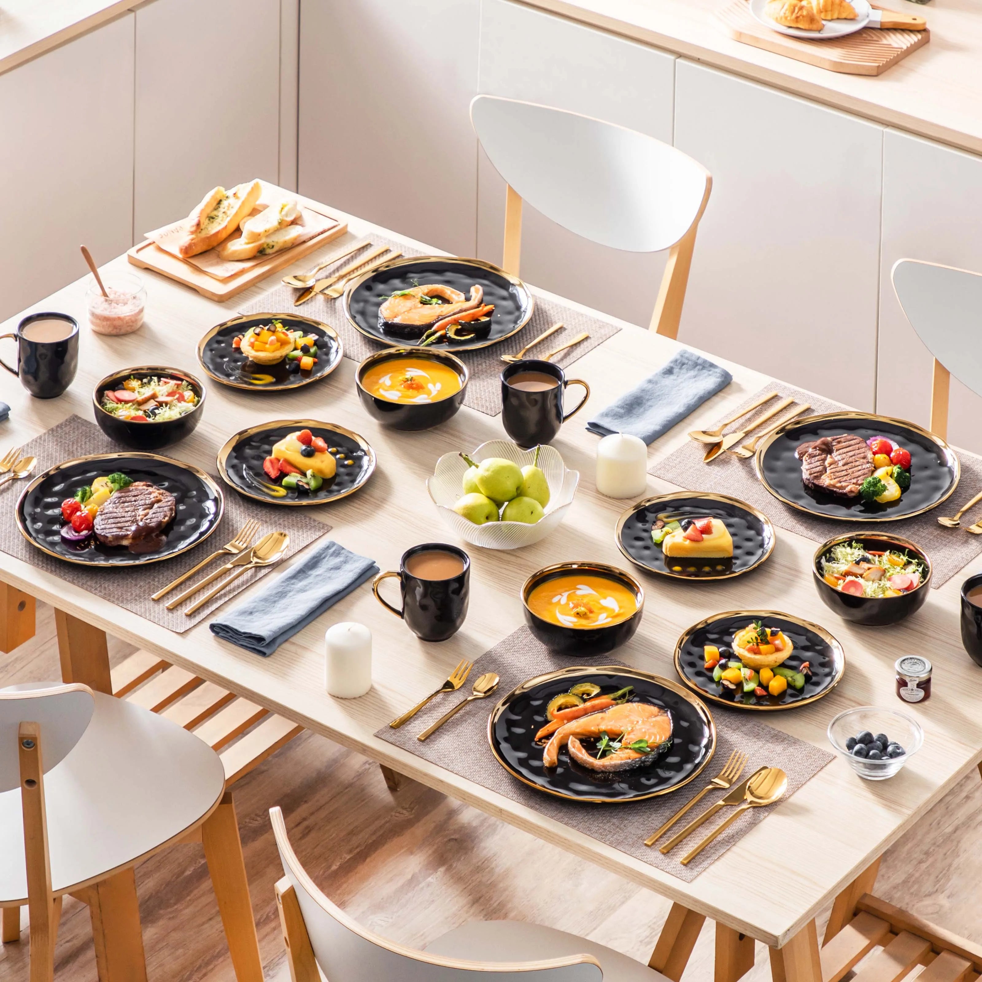 LOVECASA Black Porcelain Dinnerware Set with Gold Trim – 16 & 32 Piece