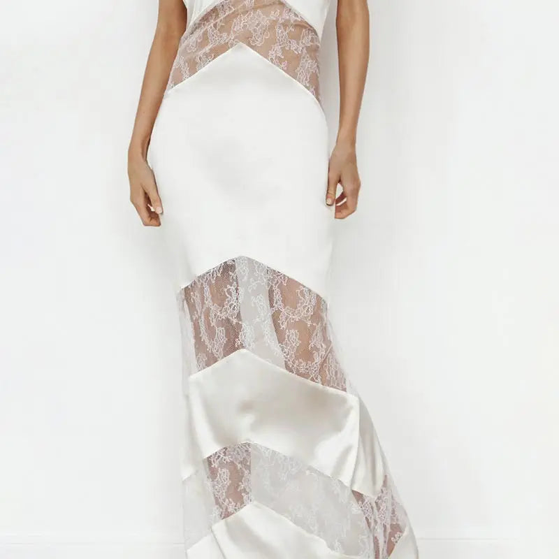 Elegant Lace Halter Maxi Dress – Backless Mermaid Evening Gown